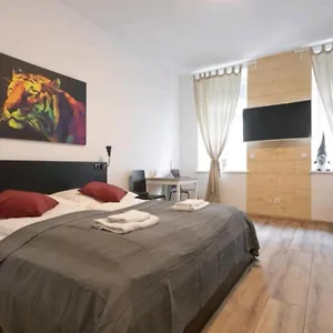 Apartment Apartment, Modern Und Neu Renoviert, Vienna